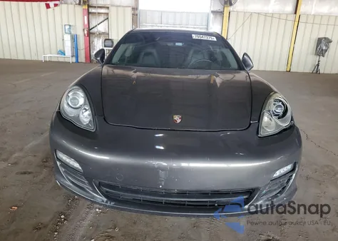 2013 Porsche Panamera 2 z USA, uszkodzony, nr VIN WP0AA2A71DL010212